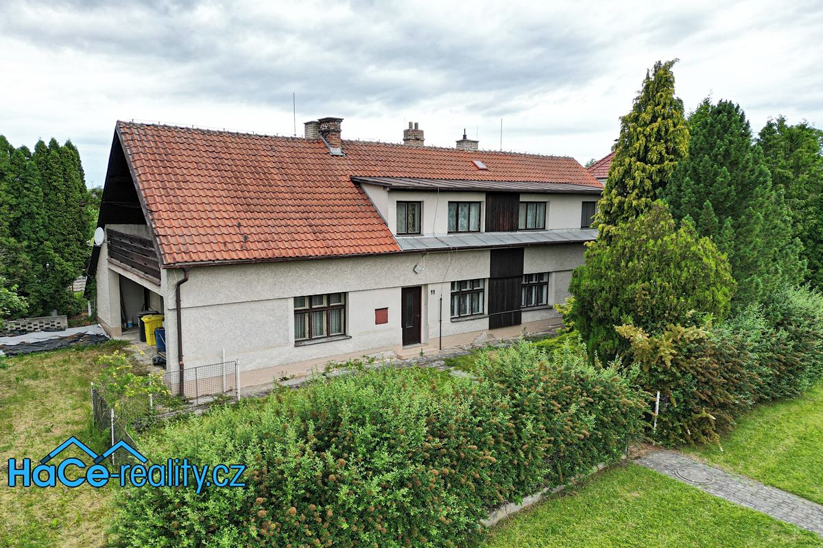 Prodej rodinného domu 176 m², pozemek 1328 m²
